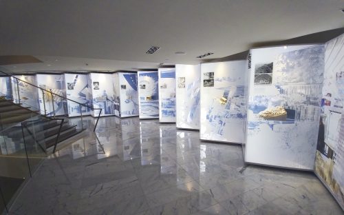 Glass Box - 4