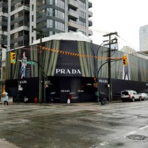 prada-hoarding